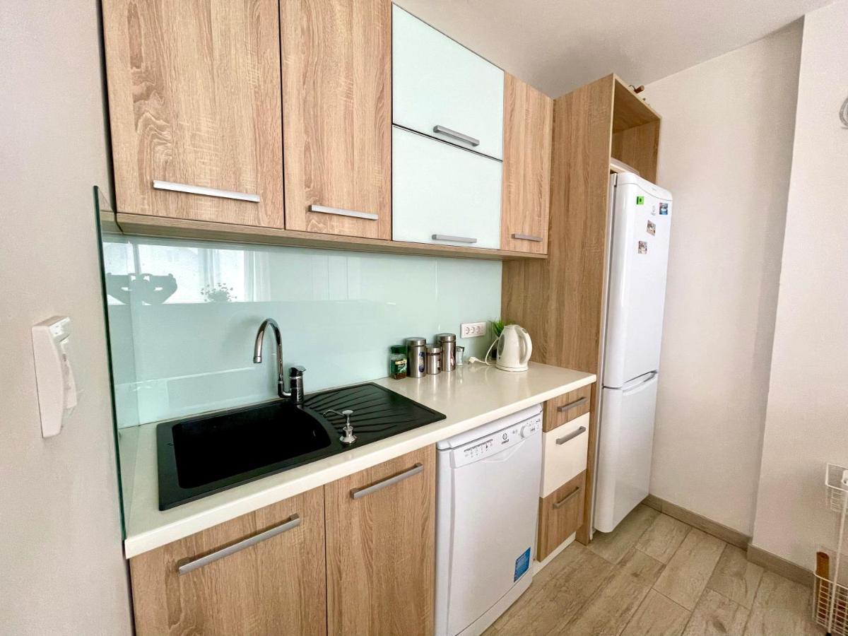 Cozy Apartments In Belgrade, Cukarica, Zeleznik, Free Parking And Wifi Экстерьер фото