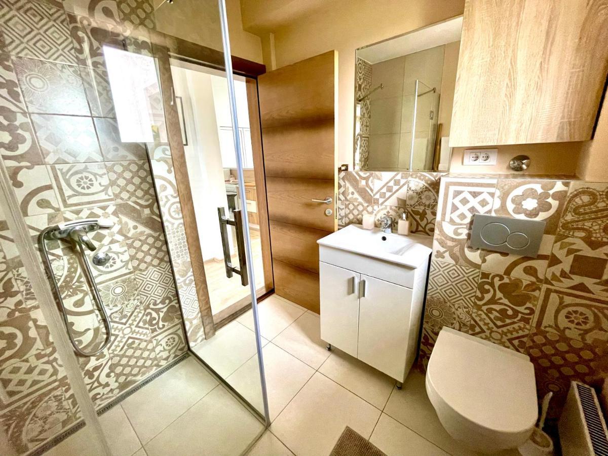 Cozy Apartments In Belgrade, Cukarica, Zeleznik, Free Parking And Wifi Экстерьер фото