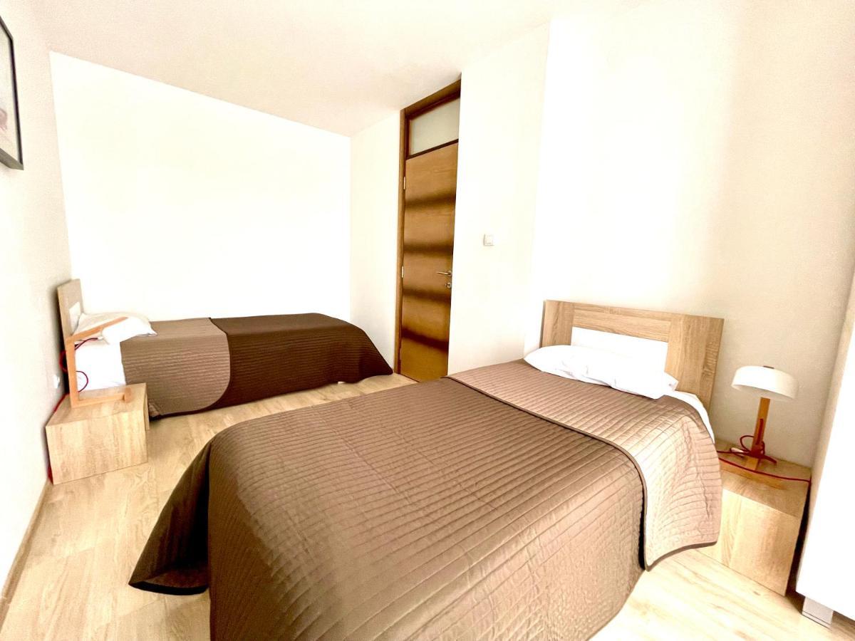 Cozy Apartments In Belgrade, Cukarica, Zeleznik, Free Parking And Wifi Экстерьер фото