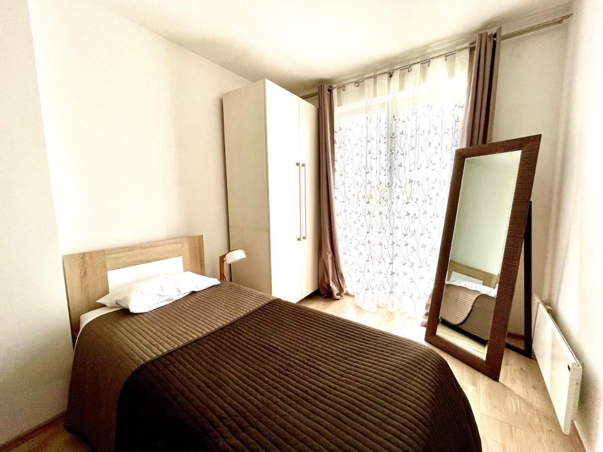 Cozy Apartments In Belgrade, Cukarica, Zeleznik, Free Parking And Wifi Экстерьер фото